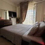 Maisonette Sonia 니키티